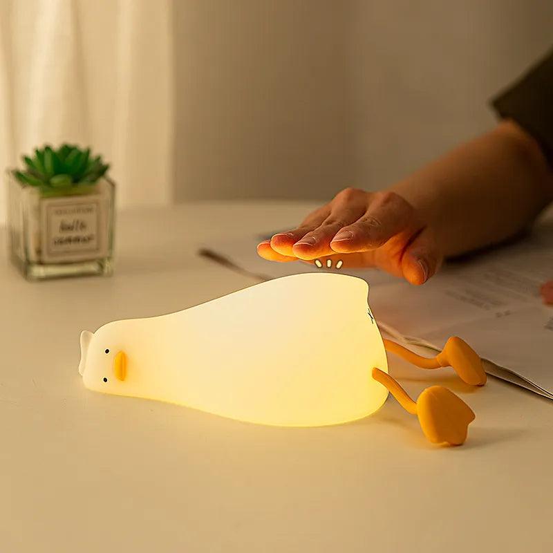 Patinho Lâmpada LED - Para Crianças - Decoração 🦢️ - Atômica Store